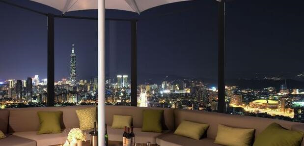 Cuoc song sang chanh cua Chau Kiet Luan va vo 9X hinh anh 8