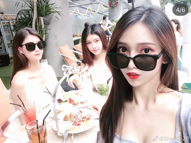 Anh qua khu cua hot girl khien phi cong TQ bi cam bay vinh vien hinh anh 5