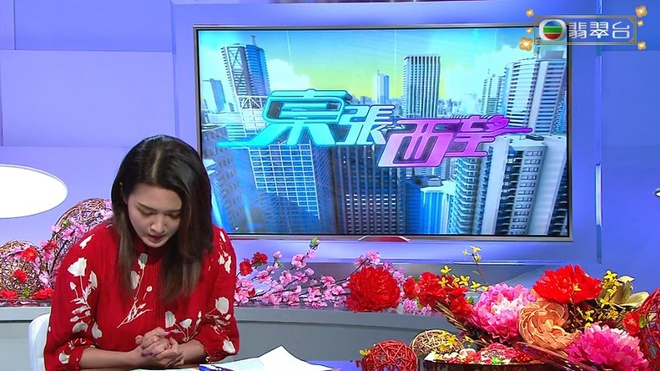 Hoa hau cui dau xin loi vi ban khau trang gia cao giua dai dich corona hinh anh 3 yl291a1b_1.jpg