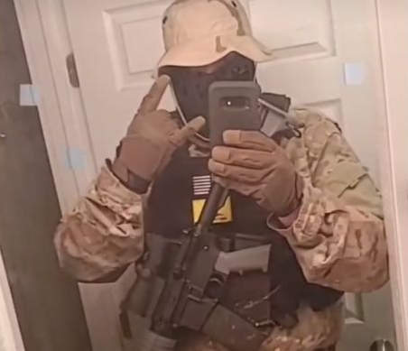 phong trao cuc doan Boogaloo Bois xuat hien tren TikTok anh 2