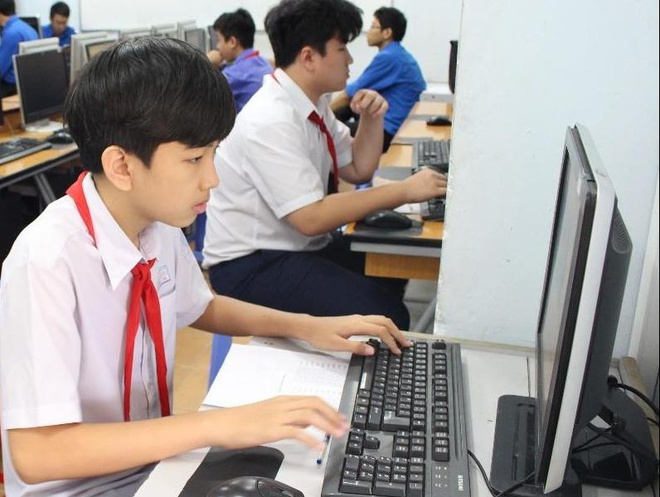 Hoc sinh lop 11 hoc Python thay cho Pascal anh 1
