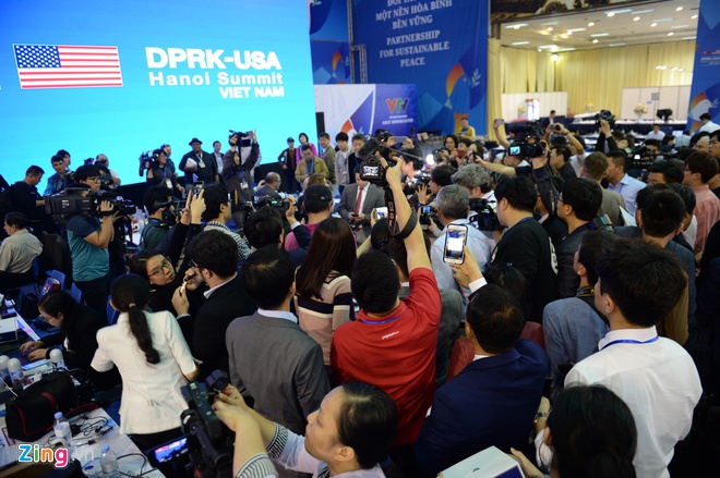 Tong thong Trump: 'Lenh trung phat la tro ngai cua thoa thuan chung' hinh anh 16