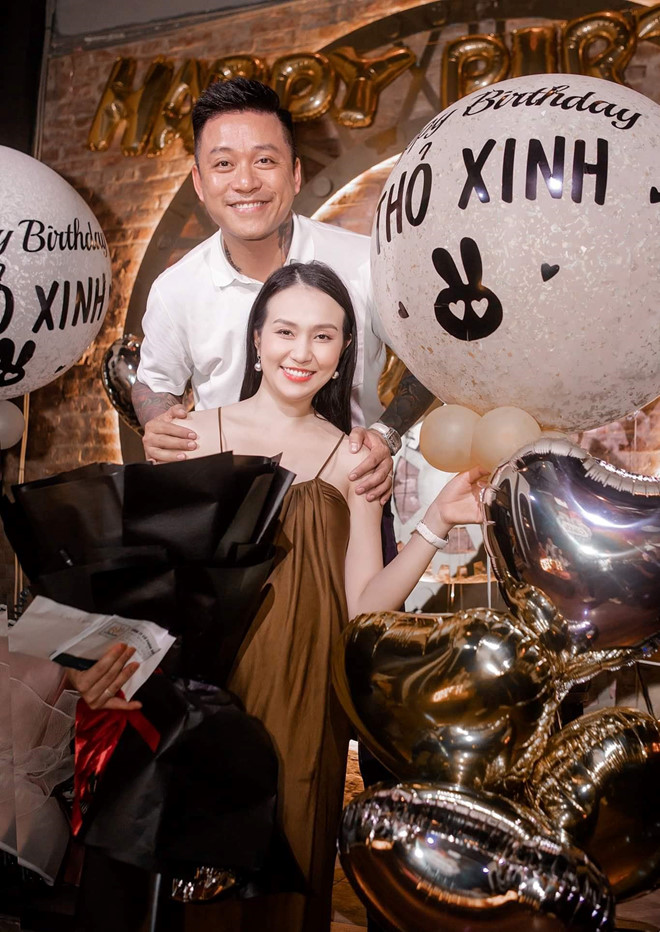 Vo mang bau lan ba, Tuan Hung to chuc sinh nhat ngot ngao hinh anh 4