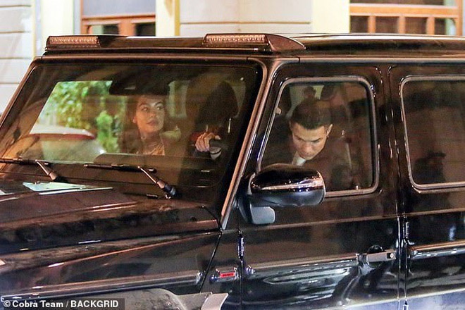 thu choi Mercedes-Benz G-Class anh 3