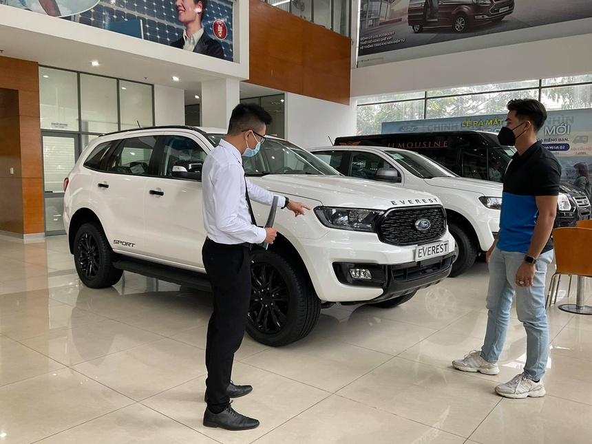 Lan dau mua oto anh 2