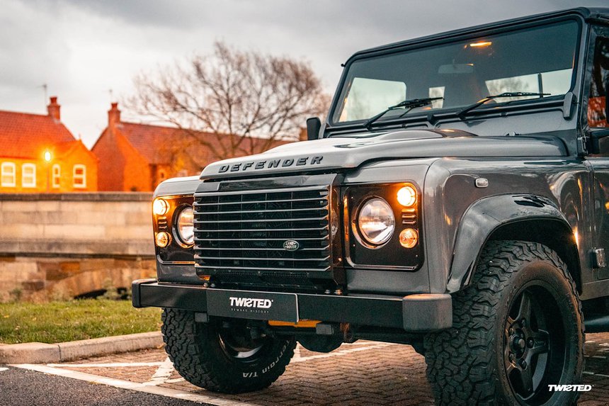 Ban tai dien Land Rover Defender anh 7