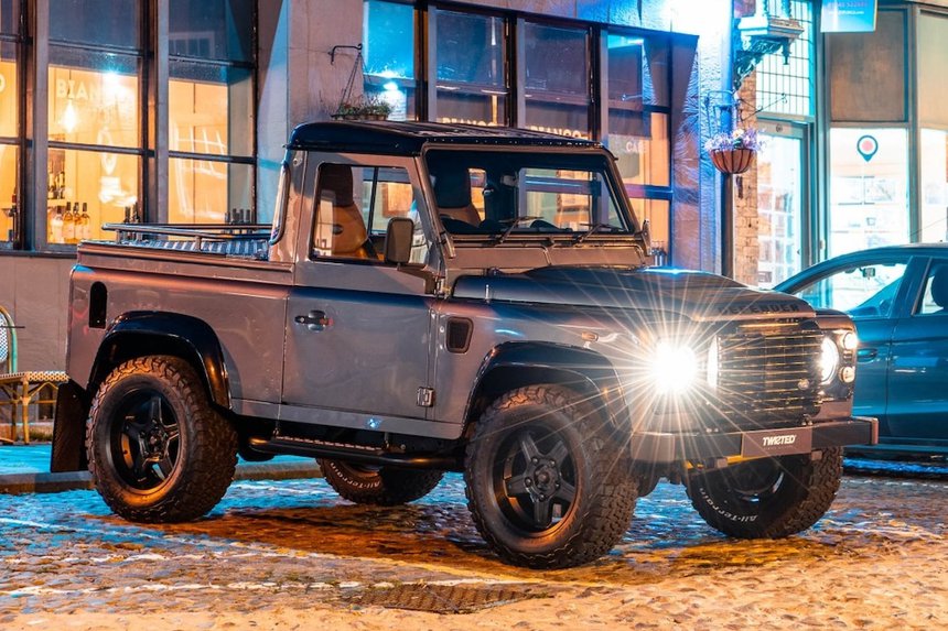 Ban tai dien Land Rover Defender anh 6