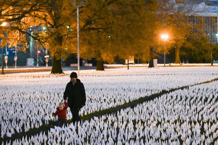 nhan vien can duoc nghi chiu tang o ky nguyen mat mat anh 2