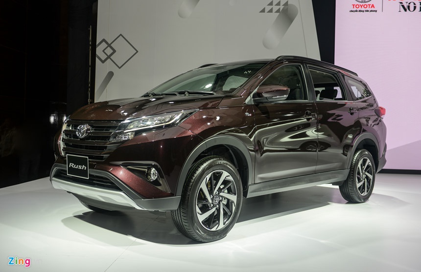 Toyota Rush tai Viet Nam bi gay ang-ten vay ca anh 3