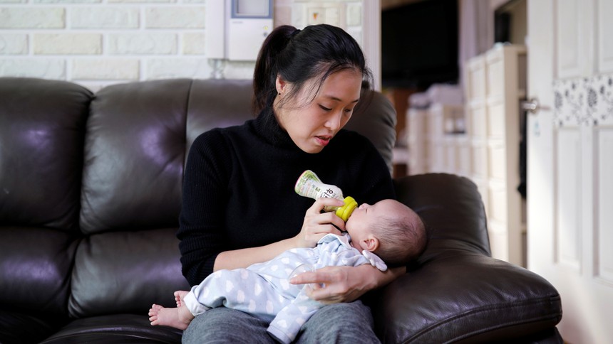 Nhieu phu nu Han phai nghi viec khi ket hon anh 1