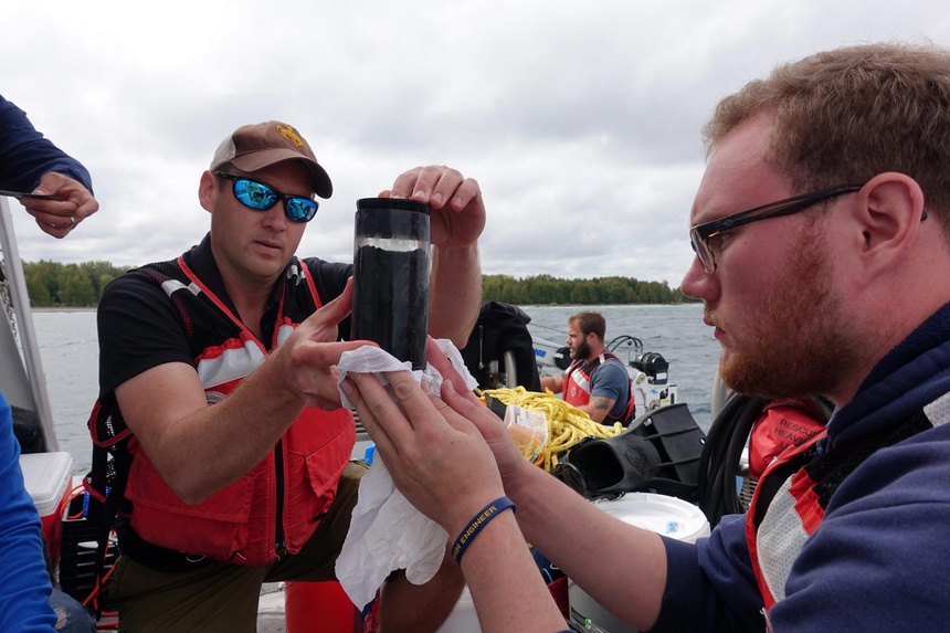 Trai Dat quay cham khien ngay dai hon anh 1