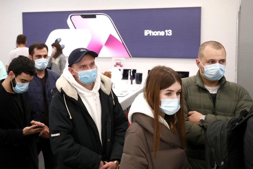 gia dien thoai o Nga tang anh 1