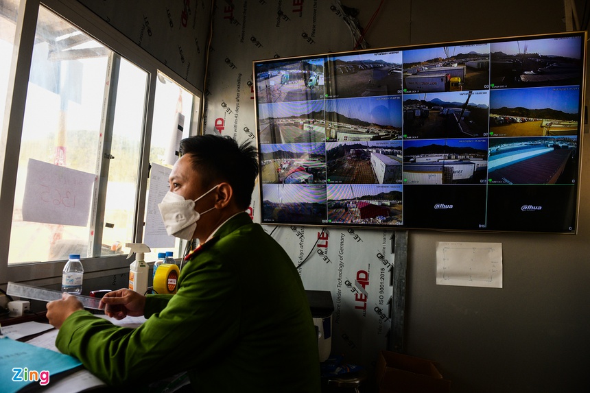 xe container un u vi tac bien, cua khau Lang Son un tac, nong san xuat khau anh 8