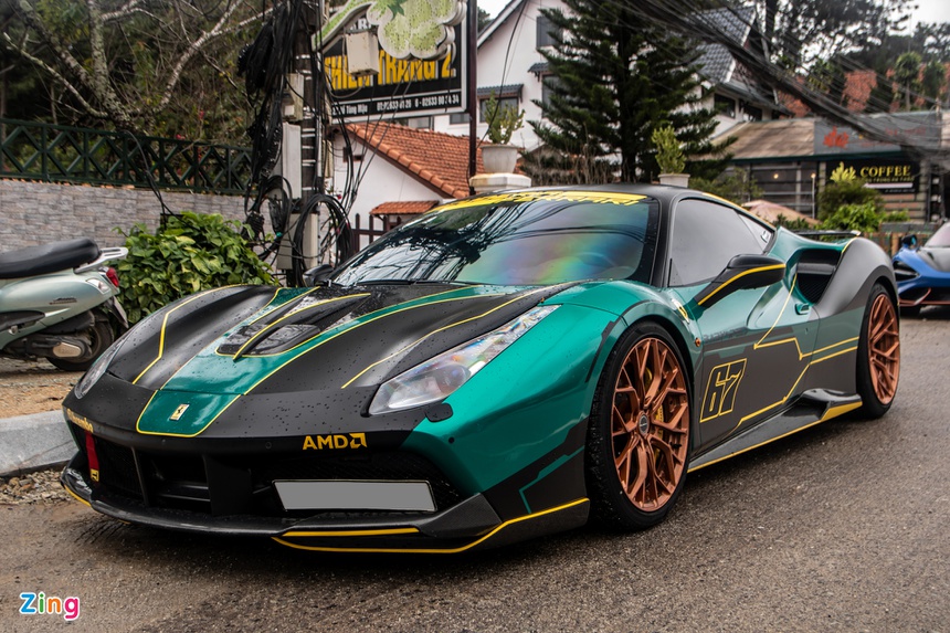 Ferrari 488 GTB khoac ao xe dua anh 6