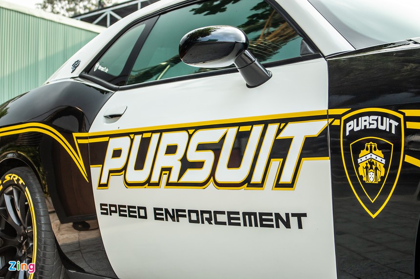 Dodge Challenger SRT-8 Hellcat anh 6