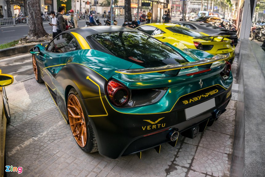 showroom sieu xe sap khai truong anh 4