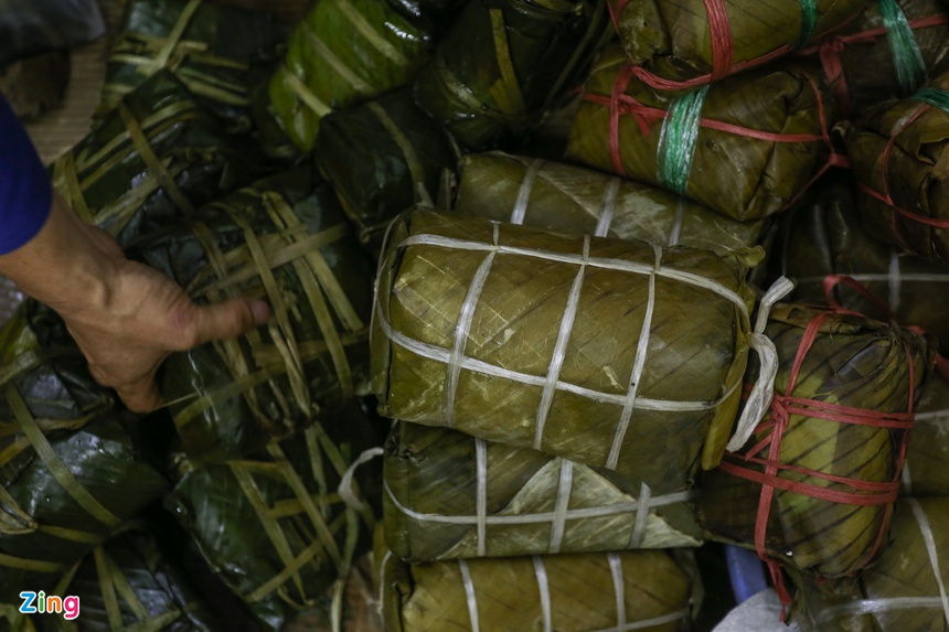 Doi mua xep hang mua gio cha, banh chung anh 6