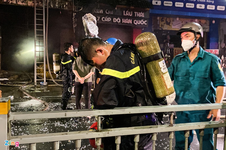 chay nha o quan Tan Phu anh 3