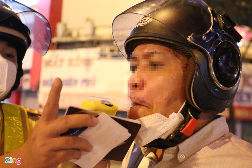 CSGT do nong do con anh 5