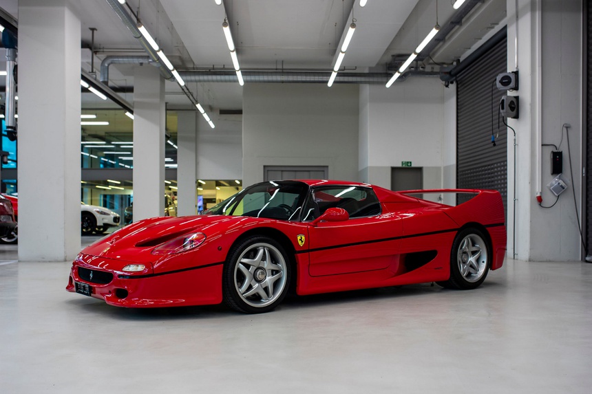 Sebastian Vettel rao ban dan sieu xe 10 trieu USD sau khi roi Ferrari anh 2