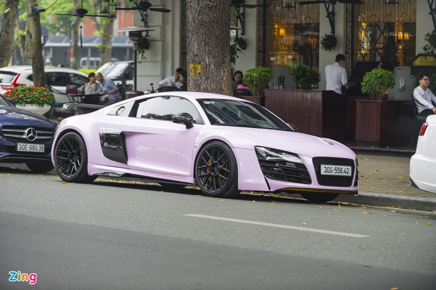 Dan sieu xe nhieu mau sac dao pho Ha Noi anh 5