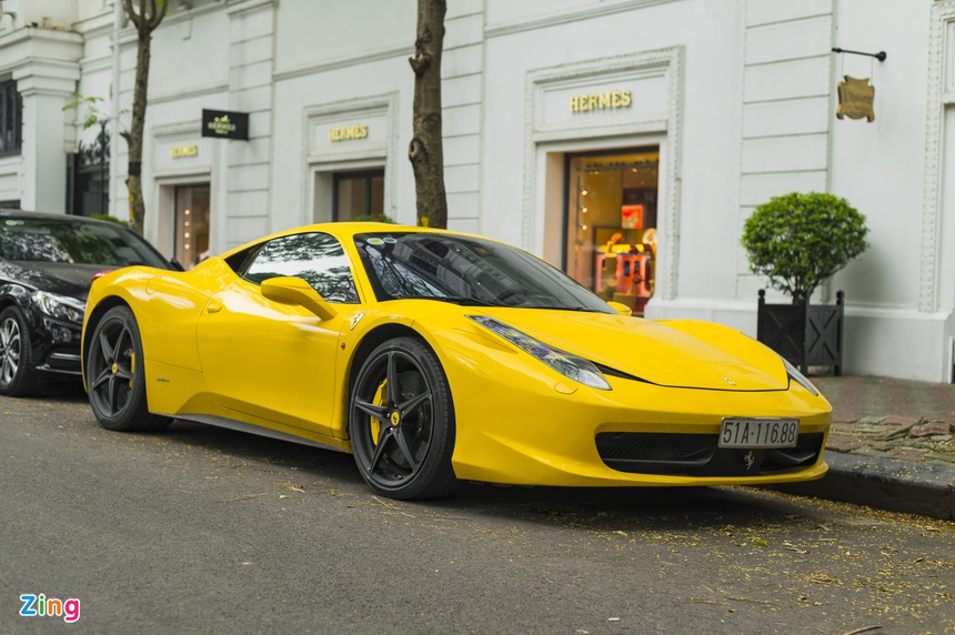 Dan sieu xe nhieu mau sac dao pho Ha Noi anh 3