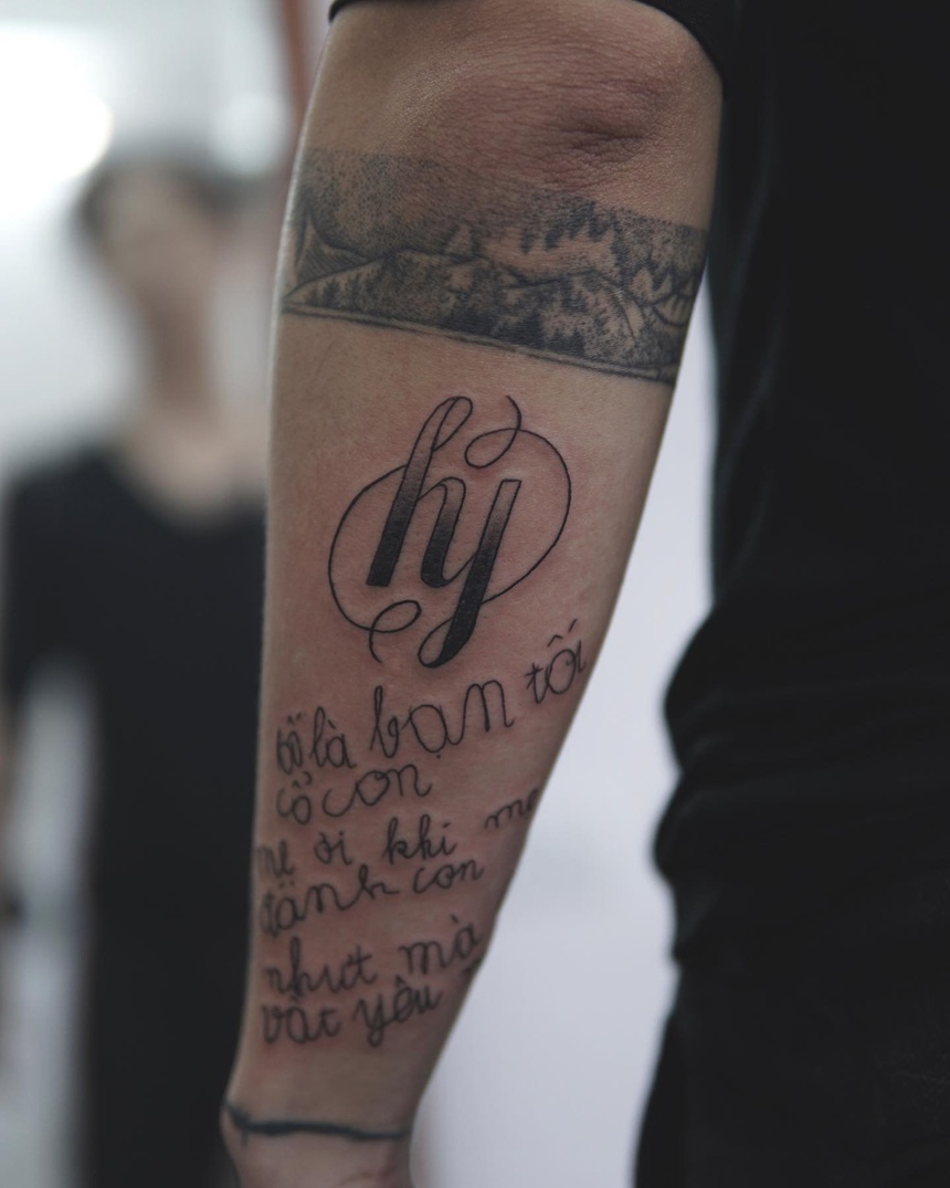 bo xam chu viet cua con len tay anh 1