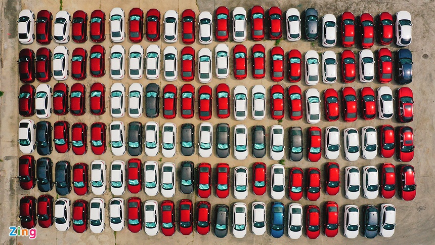 oto xep xo khap thanh pho anh 1