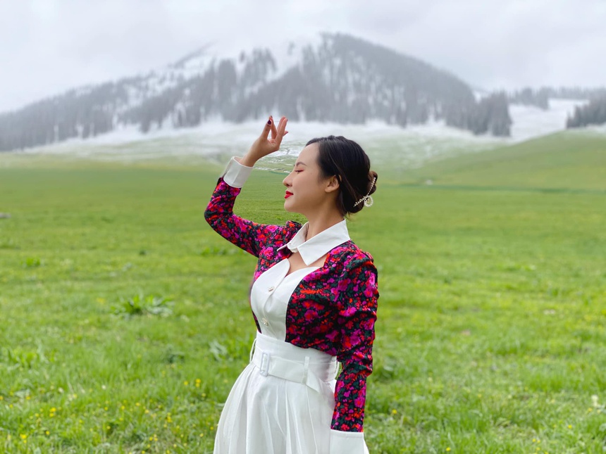 Co gai Viet lai xe di kham pha Tan Cuong giua dich anh 7