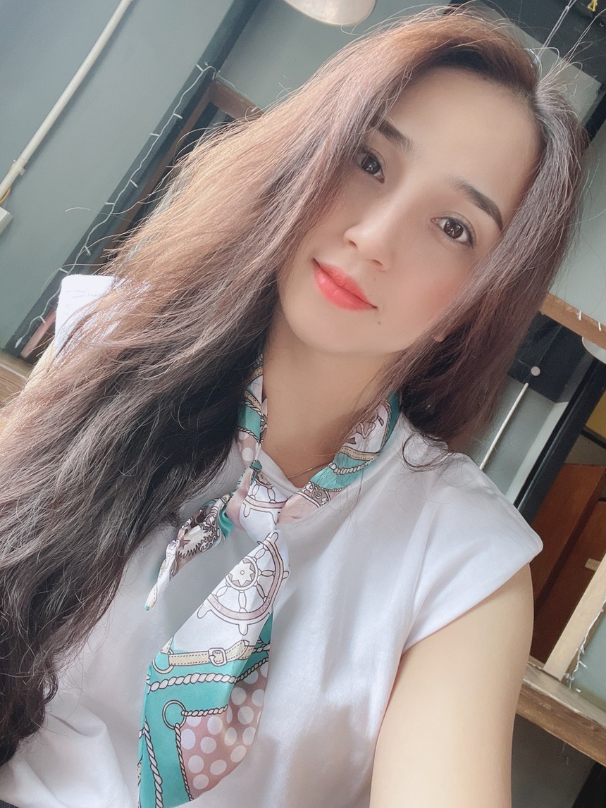 Nguoi me tre o Dak Lak dung nha trong rau trong dich anh 12