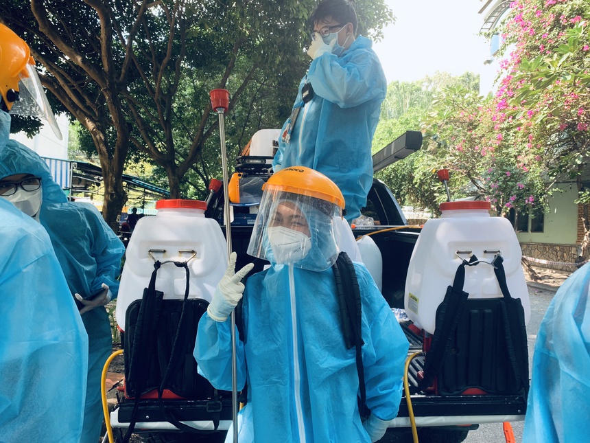 Tinh nguyen vien o TP.HCM anh 6