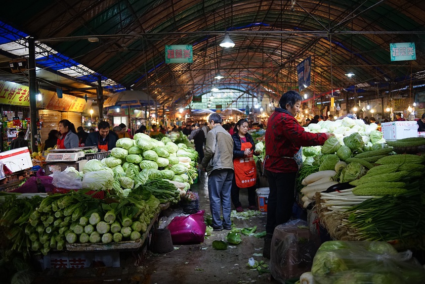 Su suy tan cua cho truyen thong o Trung Quoc anh 3