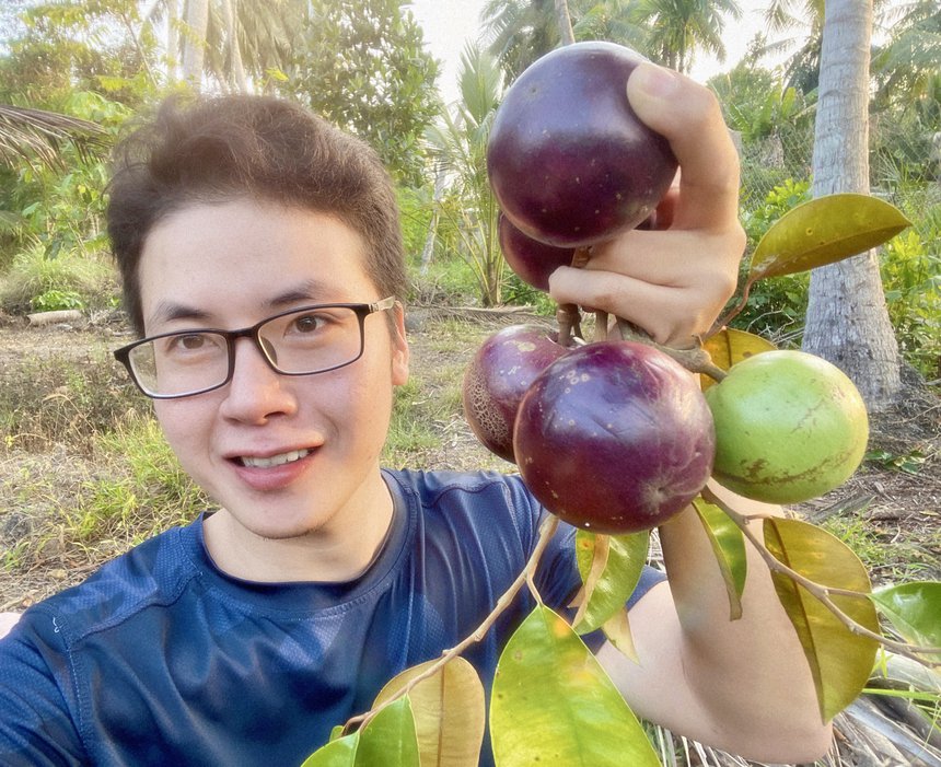 Khu vuon cua chang trai liet hai chan anh 14