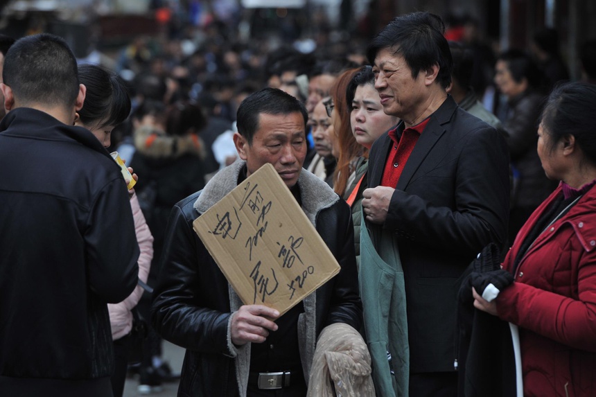 nhan vien tuyen sep o Trung Quoc anh 4