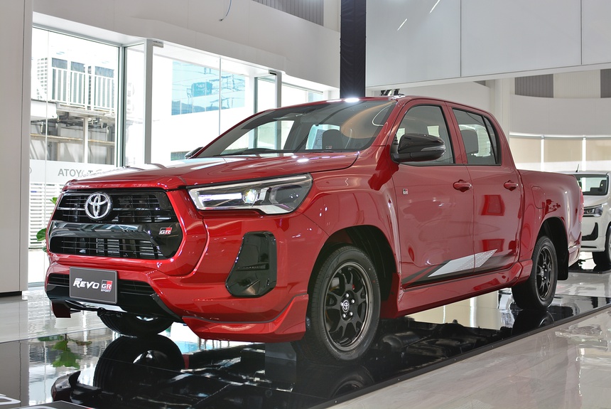 Toyota Hilux GR-Sport 2021 ra mat tai Thai Lan anh 7