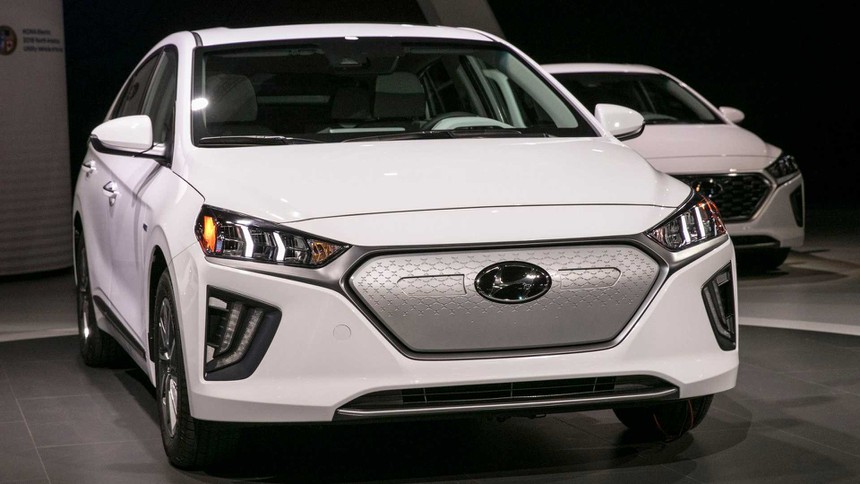 Nhung mau xe dien thanh cong sau khi ra mat tai Trien lam Los Angeles anh 5