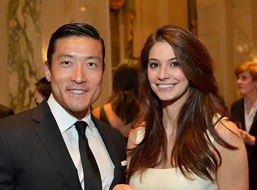 Hoa hau nguoi My bi chong to la gai diem anh 1