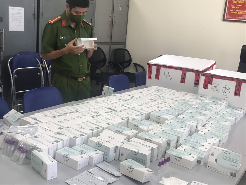 Thu gan 1.000 kit test nhanh covid-19 anh 1