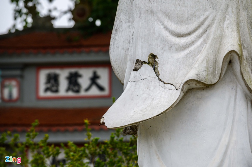 Chua 700 tuoi xuong cap tram trong anh 4