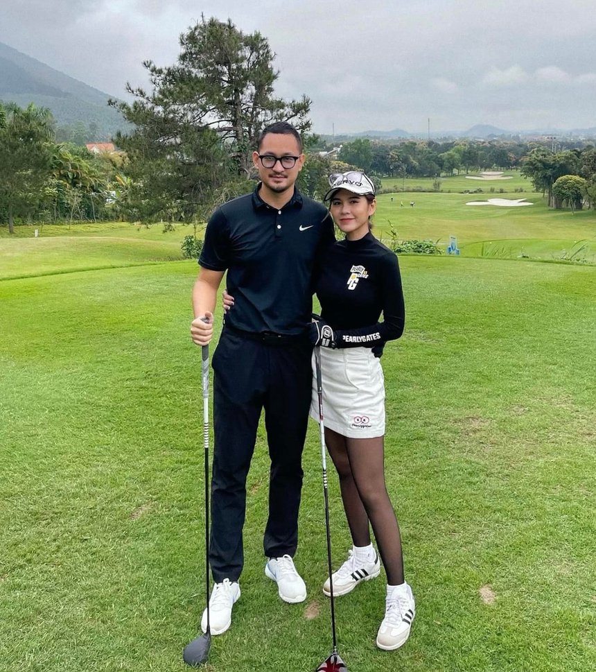 Chồng MC Thu Hoài: 'May mắn khi vợ biết chơi golf'
