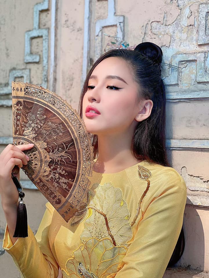 Mai Phuong Thuy don Tet anh 1