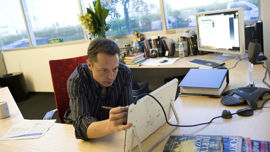 Phuong phap lam viec cua Elon Musk, Elon Musk, Tesla anh 1