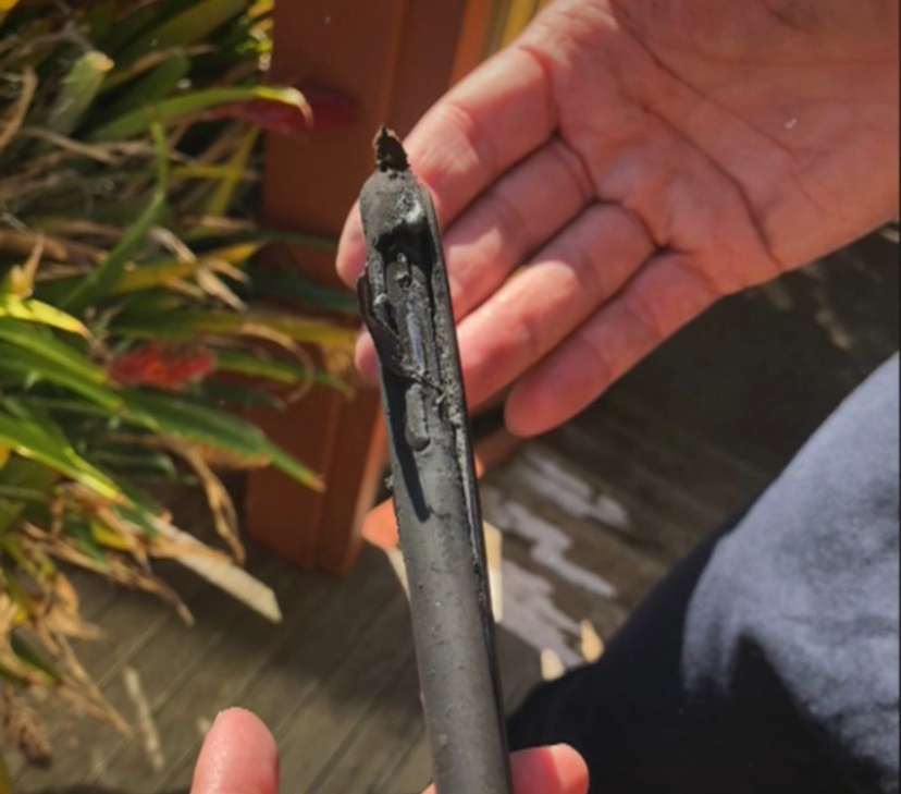 iPhone boc chay lam bong nguoi dung anh 2