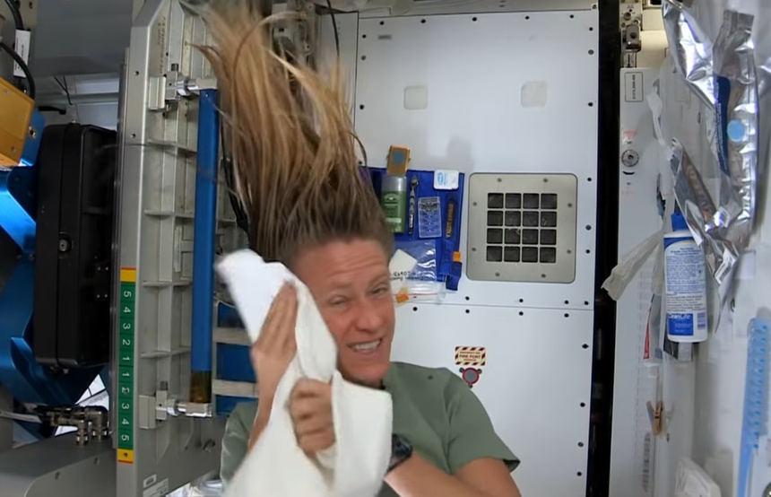 hoat dong cua phi hanh gia tren vu tru anh 8