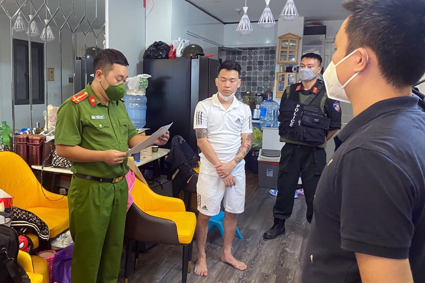 Danh bac 30.000 ty anh 1