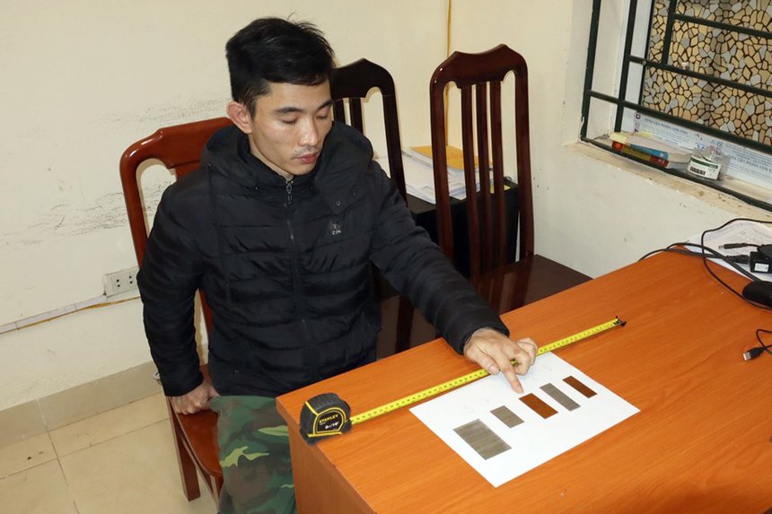 Dong dinh vao dau be gai anh 1