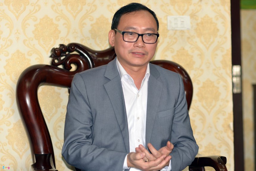 Dong dinh vao dau be gai anh 2