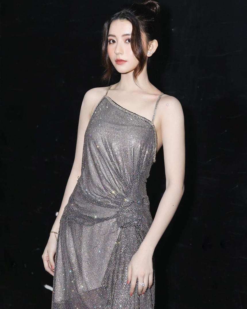 nu chinh trong MV cua Jack anh 12