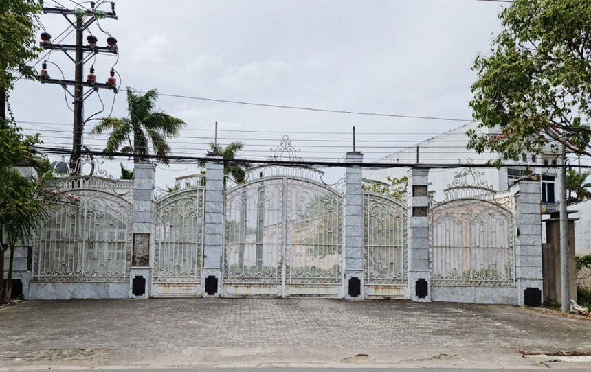 Thuy san Phuong Nam xin pha san anh 2