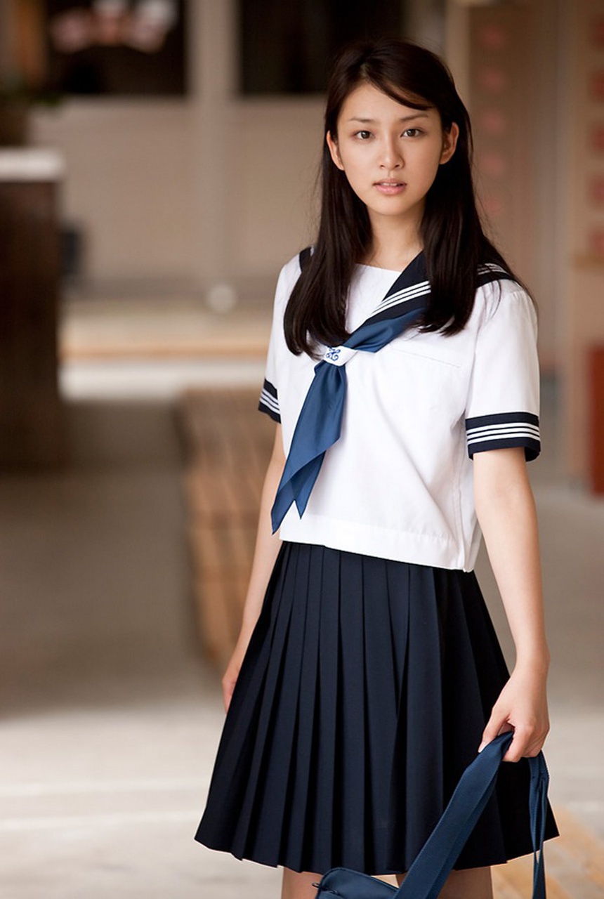 nhan sac emi takei anh 6